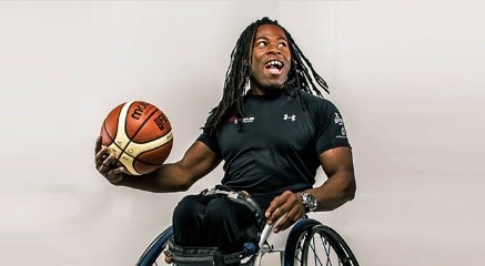 Ade Adepitan 